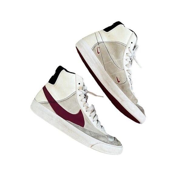 Nike Blazer Mid 77 Sneakers - Picture 2 of 7
